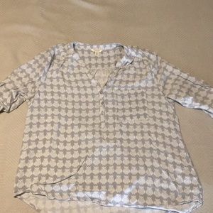 White and grey owl shirt